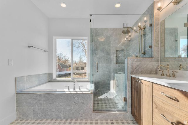 1113 W ANGEL HILL CT, Layton, UT 84041