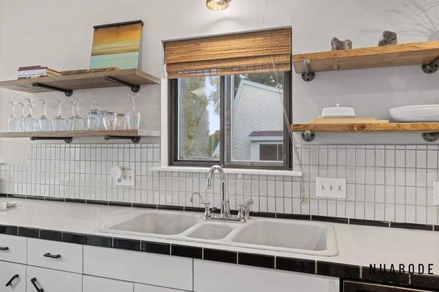 3037 Bluewater Lane SW, Grandville, MI 49418