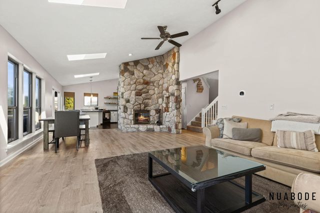 3037 Bluewater Lane SW, Grandville, MI 49418