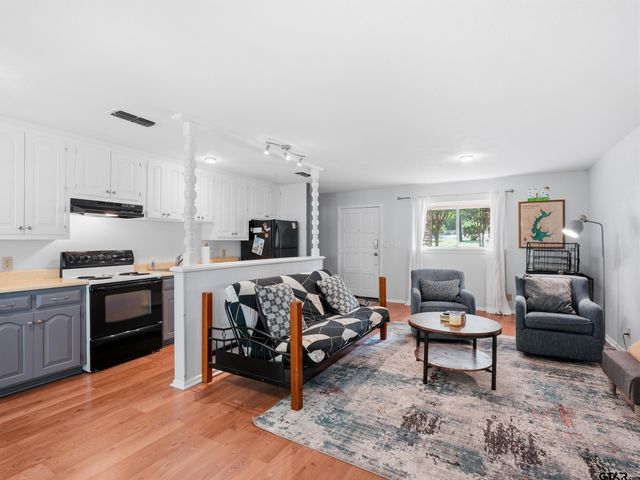 504 CR 2298, Mineola, TX 75773