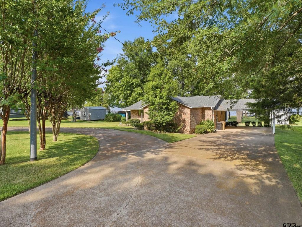 504 CR 2298, Mineola, TX 75773