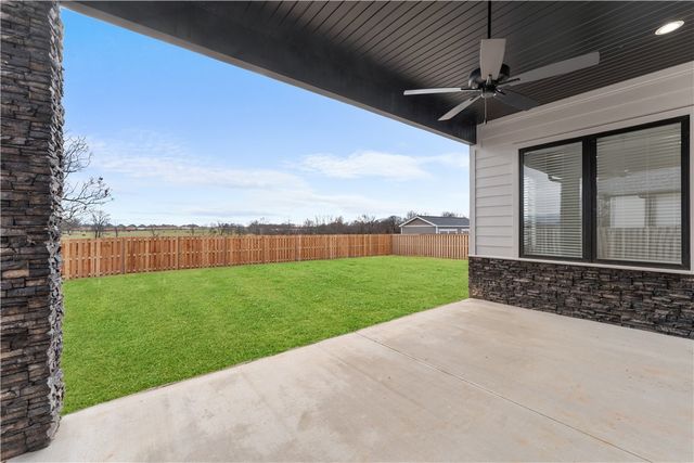 871 Greenhorn Street, Bentonville, AR 72712