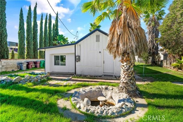 1049 Beaumont, Beaumont, CA 92223