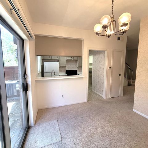 11711 Memorial Drive 203, Houston, TX 77024