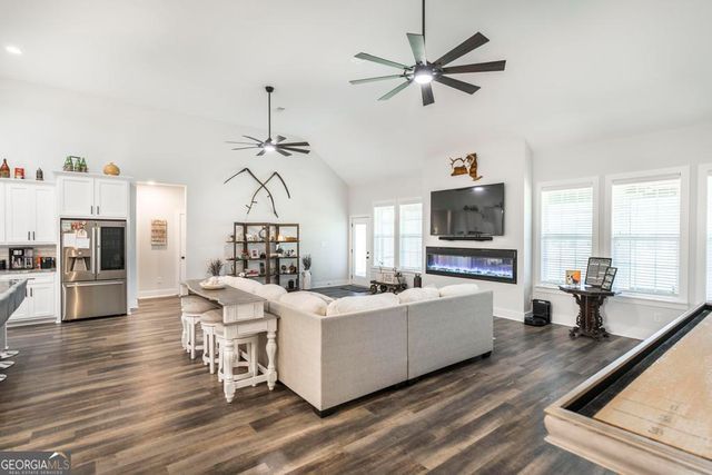 160 Saddlecreek Road, Perry, GA 31069