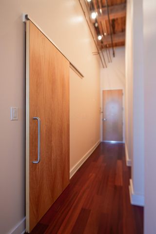 150 E Main Street, 610, Columbus, OH 43215