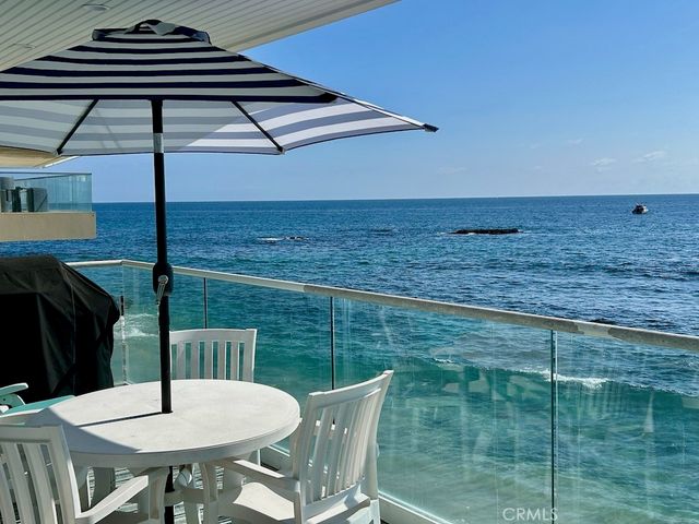 1249 Ocean Front D, Laguna Beach, CA 92651