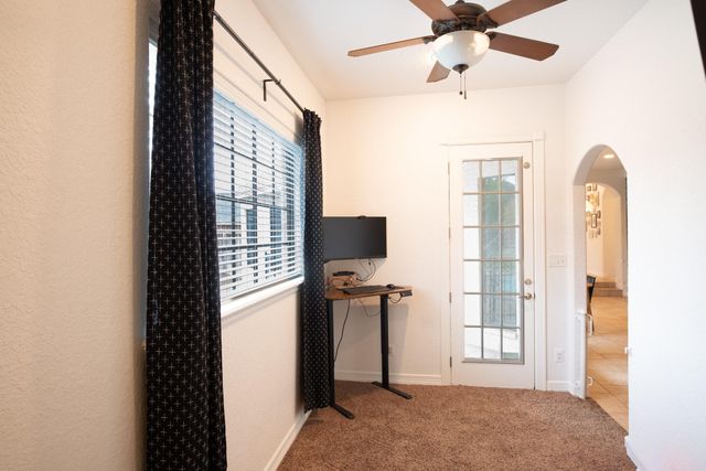 56 English Oak Court, Lake Jackson, TX 77566