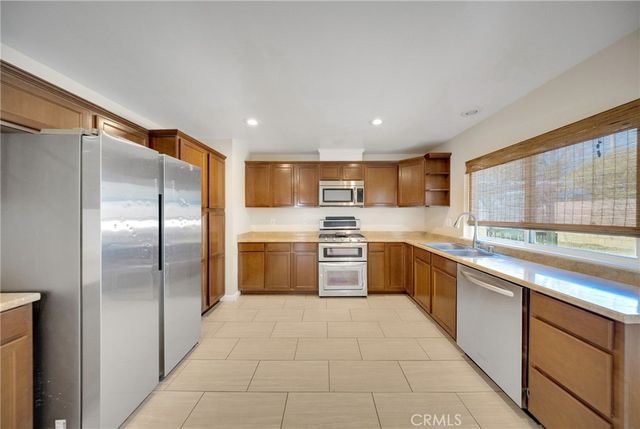 2158 HOLLY AVE, Ontario, CA 91762