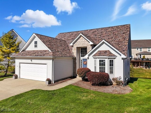 617 Eaton Drive, Aurora, OH 44202