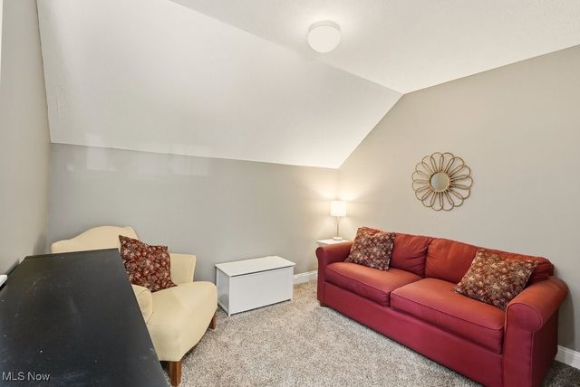 617 Eaton Drive, Aurora, OH 44202