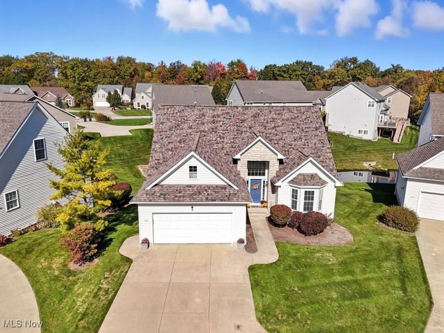 617 Eaton Drive, Aurora, OH 44202