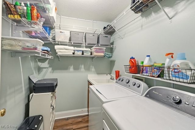 617 Eaton Drive, Aurora, OH 44202