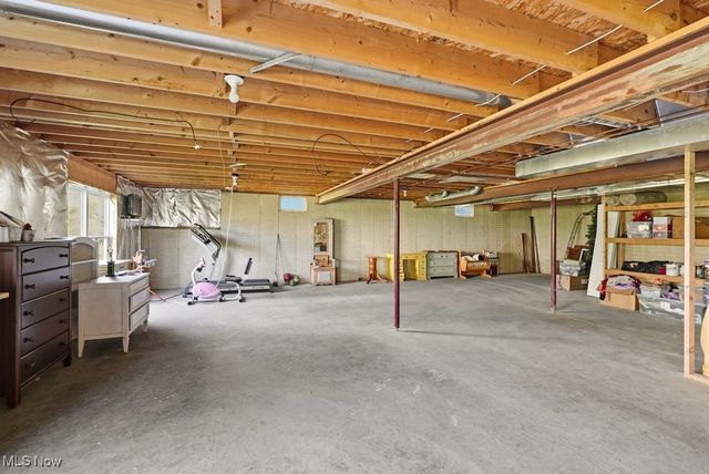 617 Eaton Drive, Aurora, OH 44202