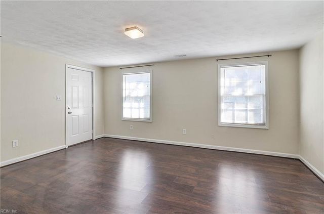 1126 44th ST, Newport News, VA 23607