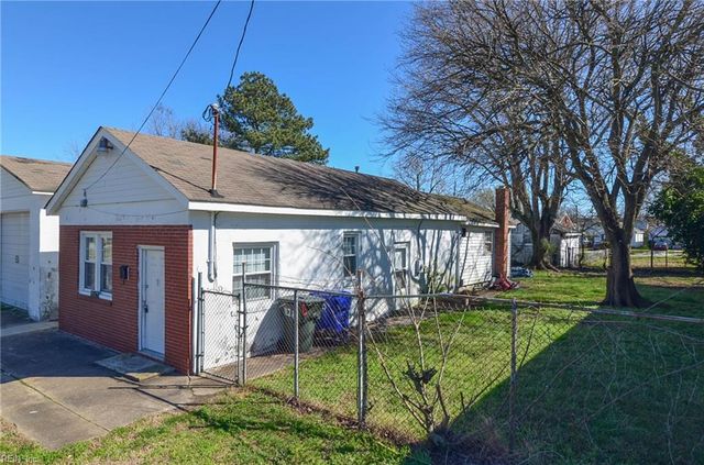 1126 44th ST, Newport News, VA 23607