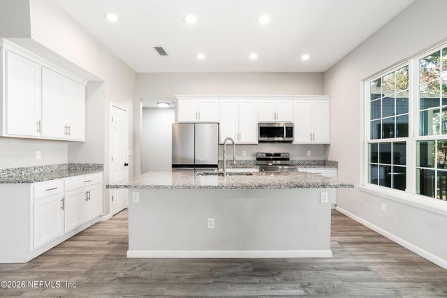 7502 ORTEGA BLUFF Parkway, Jacksonville, FL 32244