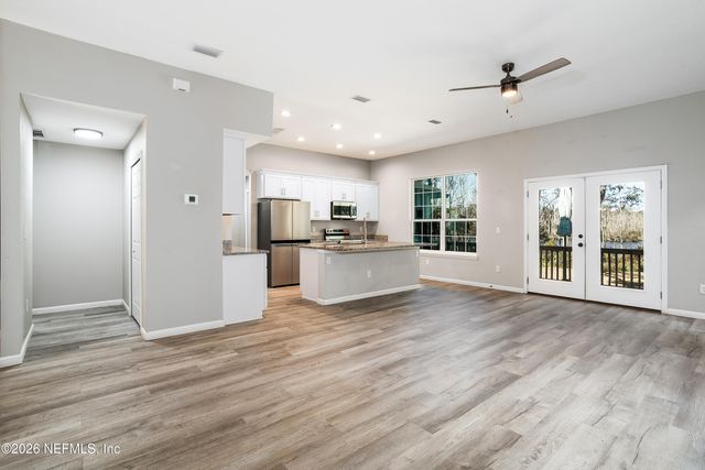 7502 ORTEGA BLUFF Parkway, Jacksonville, FL 32244