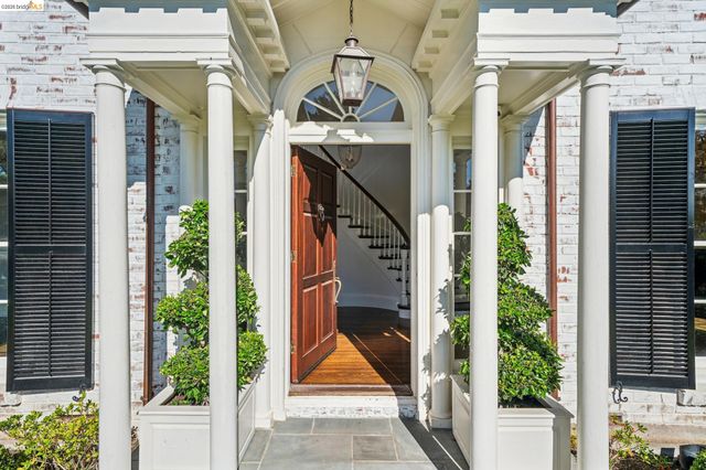 46 Sotelo Avenue, Piedmont, CA 94611