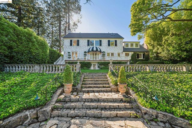46 Sotelo Avenue, Piedmont, CA 94611