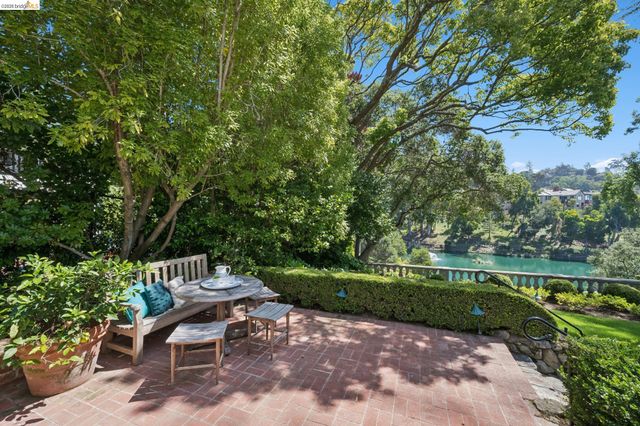 46 Sotelo Avenue, Piedmont, CA 94611