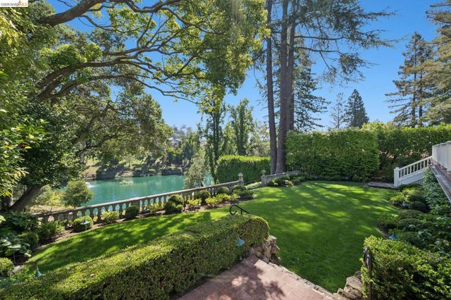 46 Sotelo Avenue, Piedmont, CA 94611