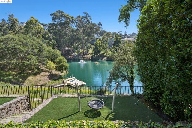 46 Sotelo Avenue, Piedmont, CA 94611