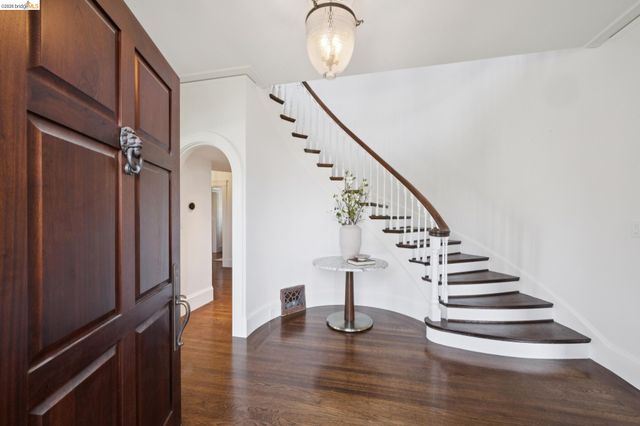 46 Sotelo Avenue, Piedmont, CA 94611