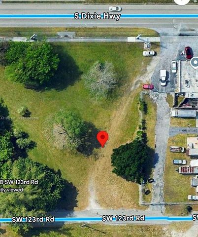 22650 SW 123rd Rd, Miami, FL 33170