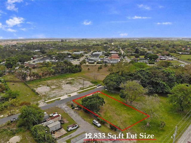 22650 SW 123rd Rd, Miami, FL 33170