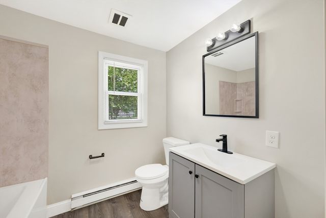 24 Daley St., Chicopee, MA 01013