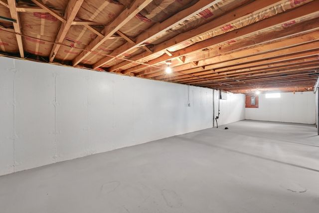 24 Daley St., Chicopee, MA 01013