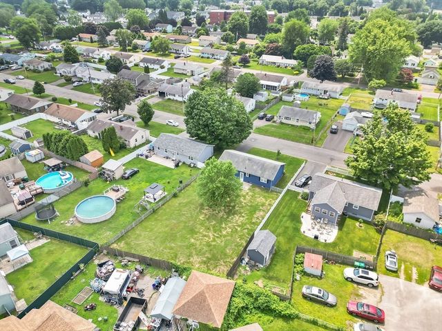 24 Daley St., Chicopee, MA 01013