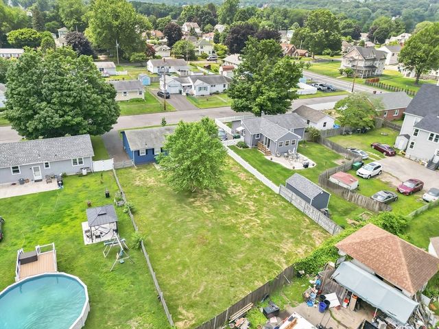 24 Daley St., Chicopee, MA 01013