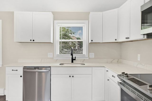 24 Daley St., Chicopee, MA 01013