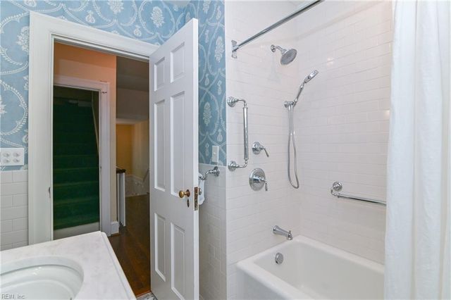 7411 Muirfield RD, Norfolk, VA 23505