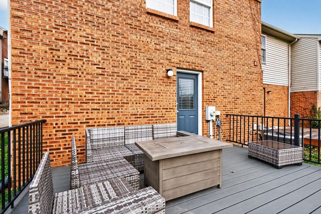 487 Dabney Drive, Lexington, KY 40509