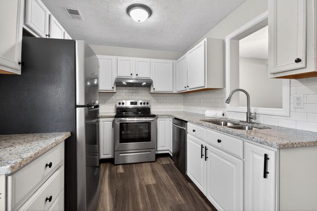 487 Dabney Drive, Lexington, KY 40509