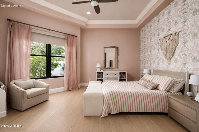 8700 N 55TH Place, Paradise Valley, AZ 85253