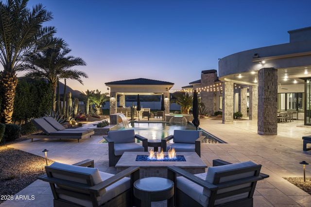 8700 N 55TH Place, Paradise Valley, AZ 85253