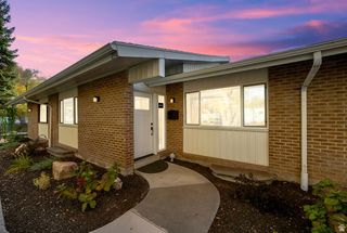 862 E THREE FOUNTAINS DR ##210, Murray, UT 84107