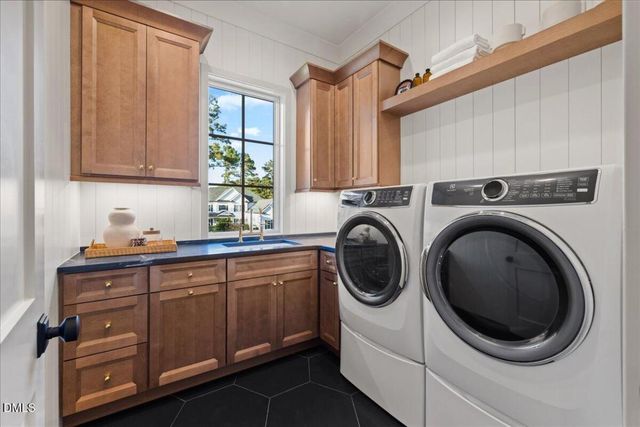 214 Reynolds Road, Raleigh, NC 27609