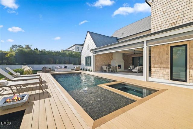 214 Reynolds Road, Raleigh, NC 27609