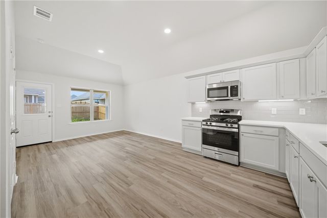 1220 High Street, Navasota, TX 77868