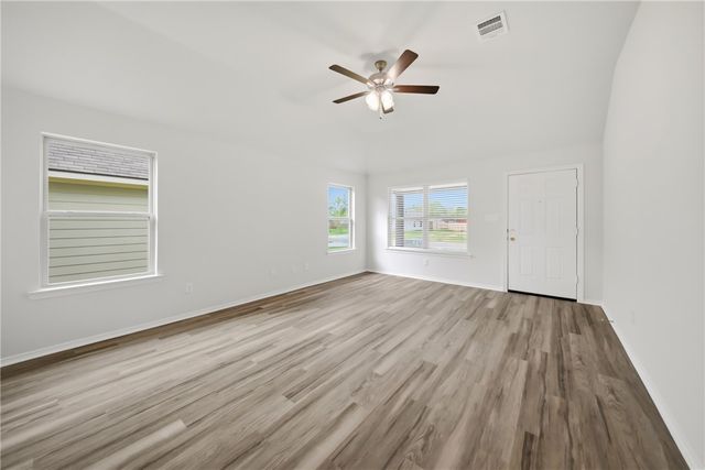1220 High Street, Navasota, TX 77868