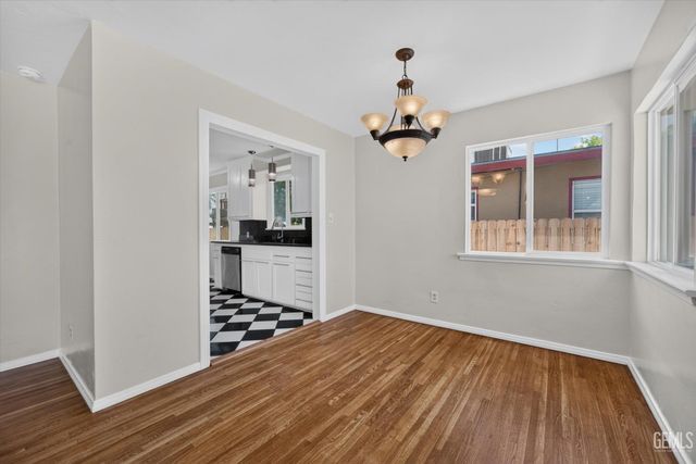 204 Wetherley Drive, Bakersfield, CA 93309