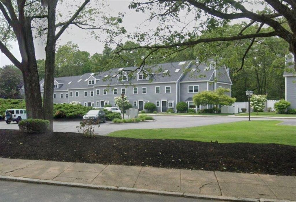 1301 Lagrange Street 1301, Boston, MA 02132