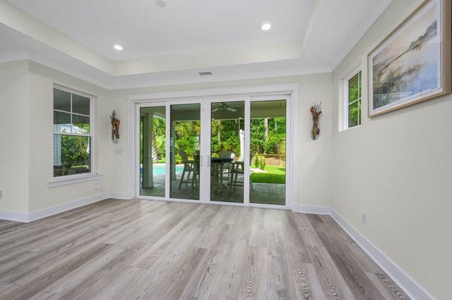 2016 Manor Parc Dr, Calabash, NC 28467