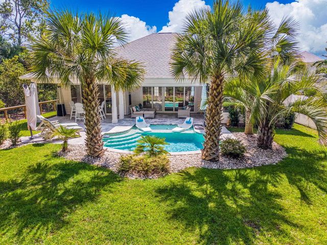 2016 Manor Parc Dr, Calabash, NC 28467