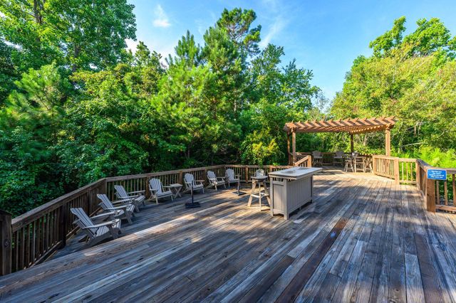 2016 Manor Parc Dr, Calabash, NC 28467